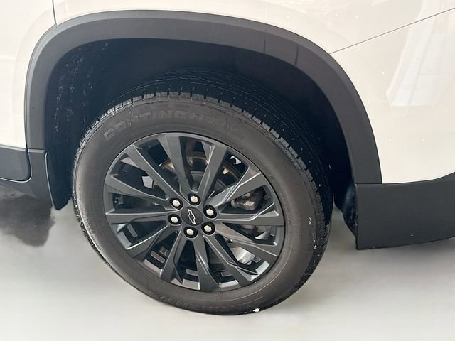 Used 2023 Chevrolet Traverse RS image 35