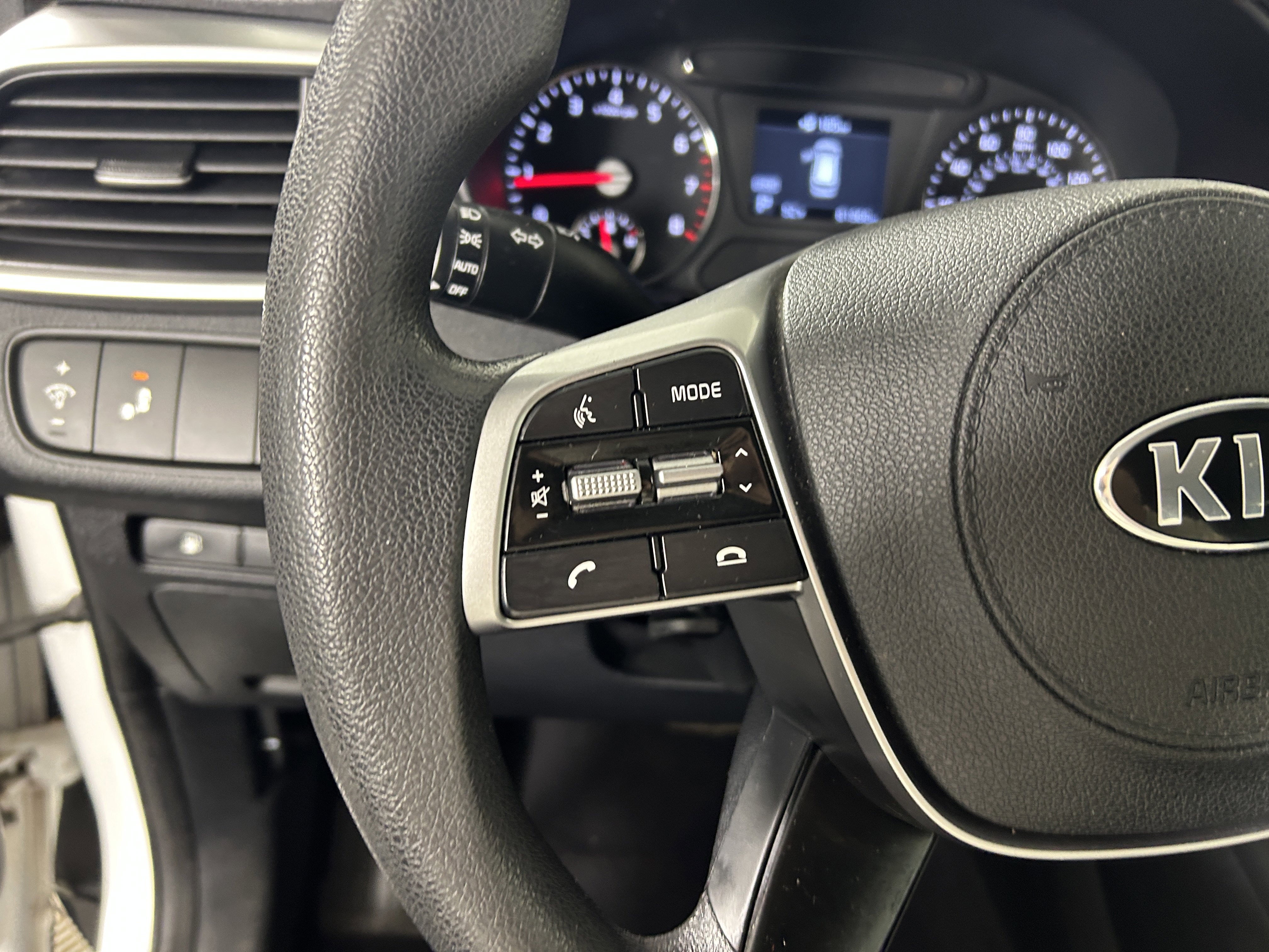 Used 2019 Kia Sorento AWD image 15