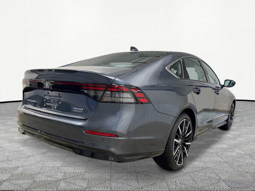 New 2026 Honda Accord Touring image 7