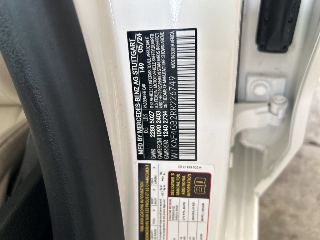 Used 2024 Mercedes-Benz C 300 Sedan image 45