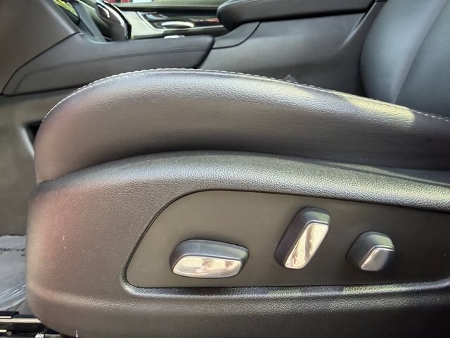 Used 2024 Cadillac XT5 Premium Luxury FWD image 13