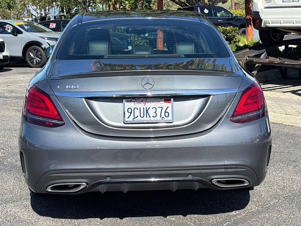 Used 2021 Mercedes-Benz C 300 Sedan image 4