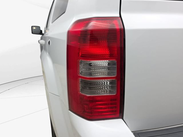 Used 2017 Jeep Patriot High Altitude FWD image 36