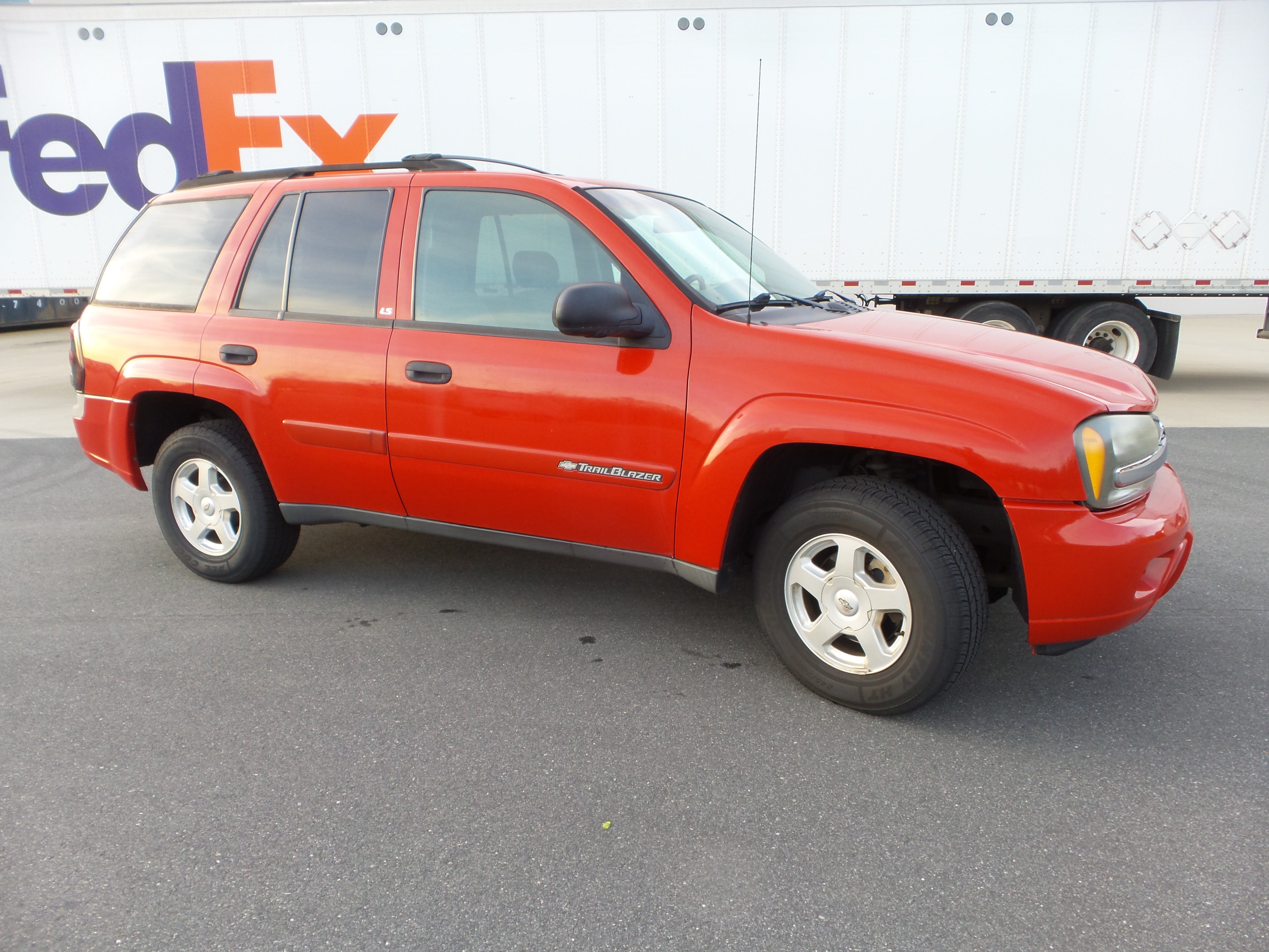 Used 2002 Chevrolet TrailBlazer LS w/ Preferred Equipment Group RWD image 5