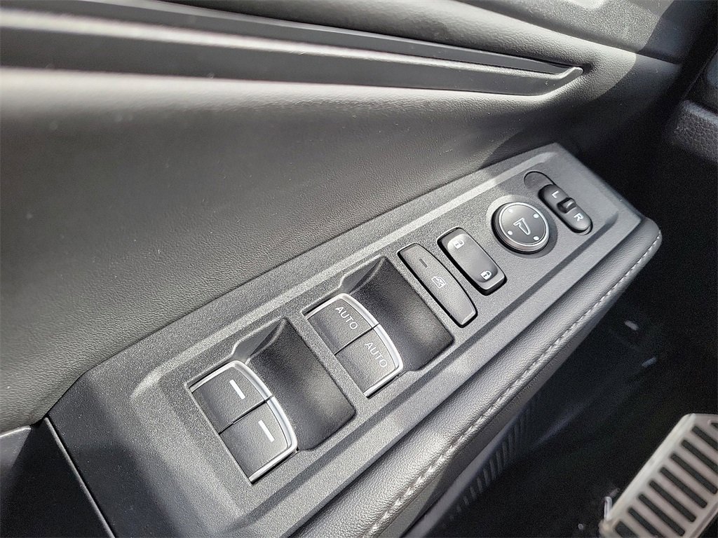 Used 2023 Honda Accord Sport image 13