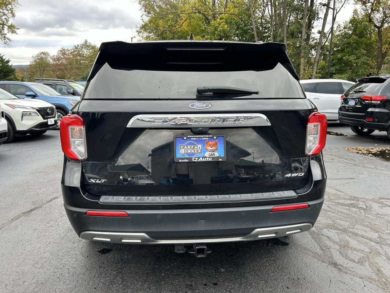 Used 2021 Ford Explorer XLT w/ Equipment Group 202A image 9