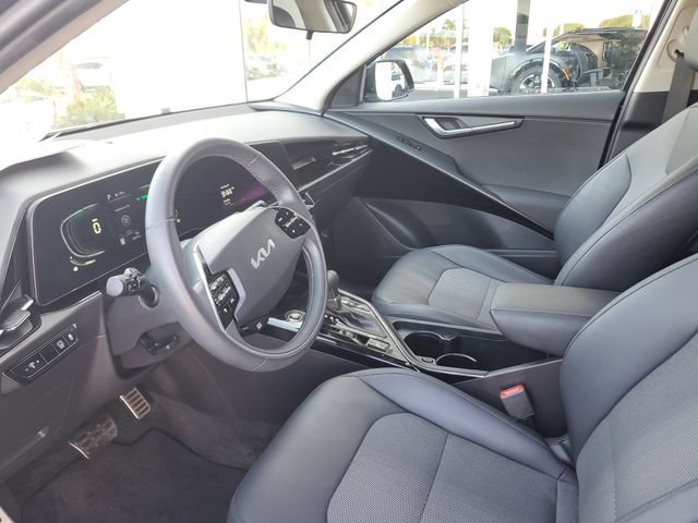 Certified 2024 Kia Niro EX Touring FWD image 17