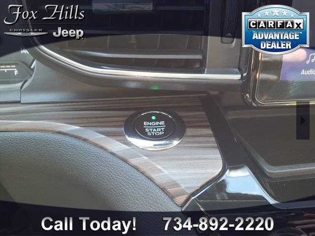 Used 2021 Ford Explorer Limited w/ Equipment Group 301A image 25