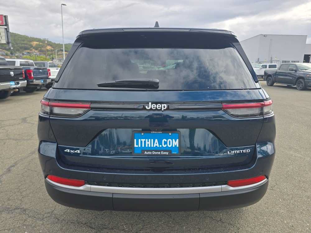 New 2026 Jeep Grand Cherokee Limited AWD/4WD image 4