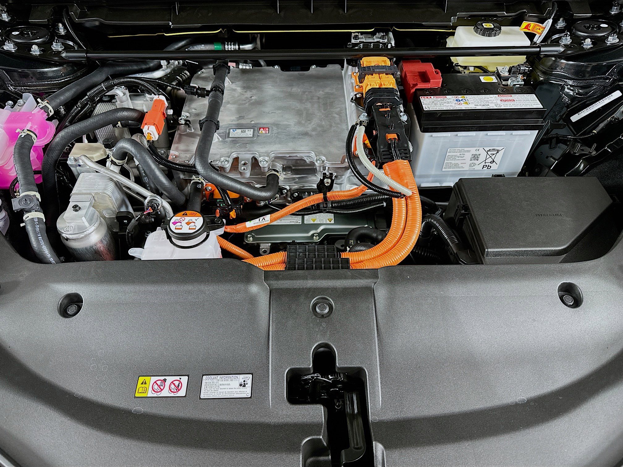 New 2026 Lexus RZ 450e AWD w/ Cold Area Package image 34