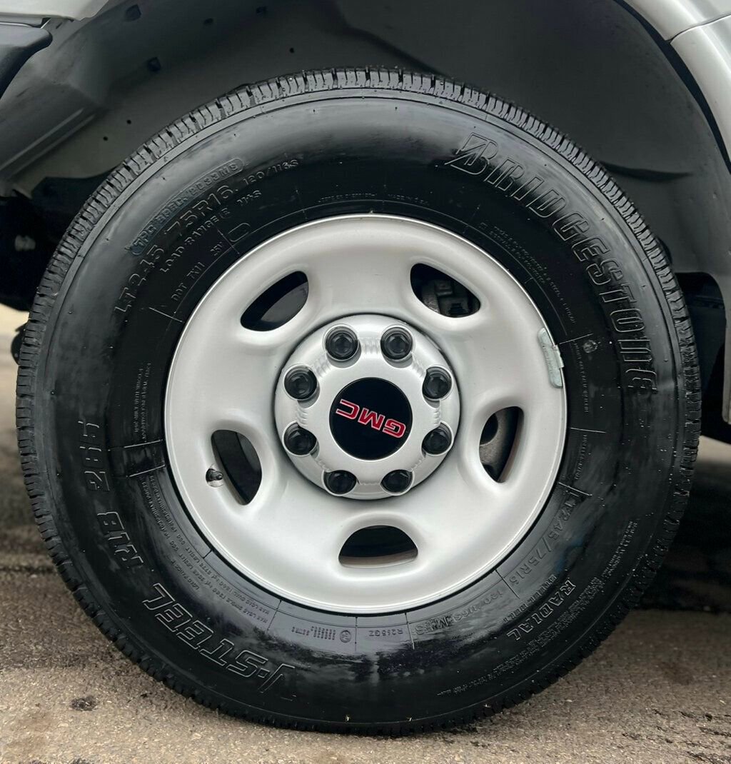 Used 2024 GMC Savana 2500 RWD 2500 135 w/ Driver Convenience Package image 20