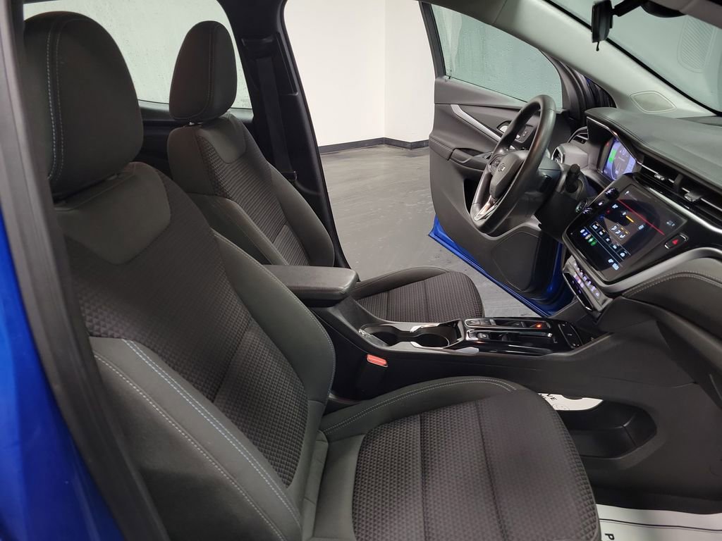 Used 2023 Chevrolet Bolt EUV LT image 21