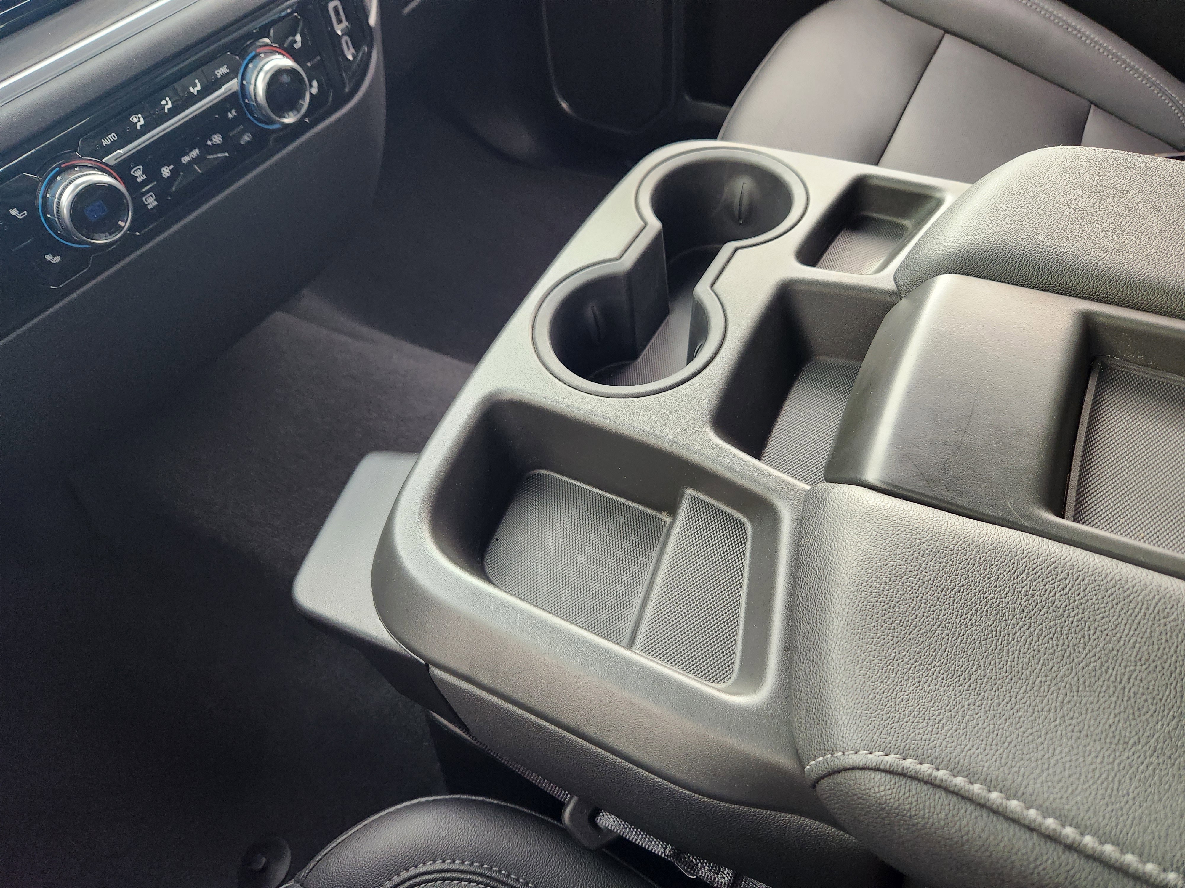 Used 2024 GMC Sierra 1500 SLT image 26