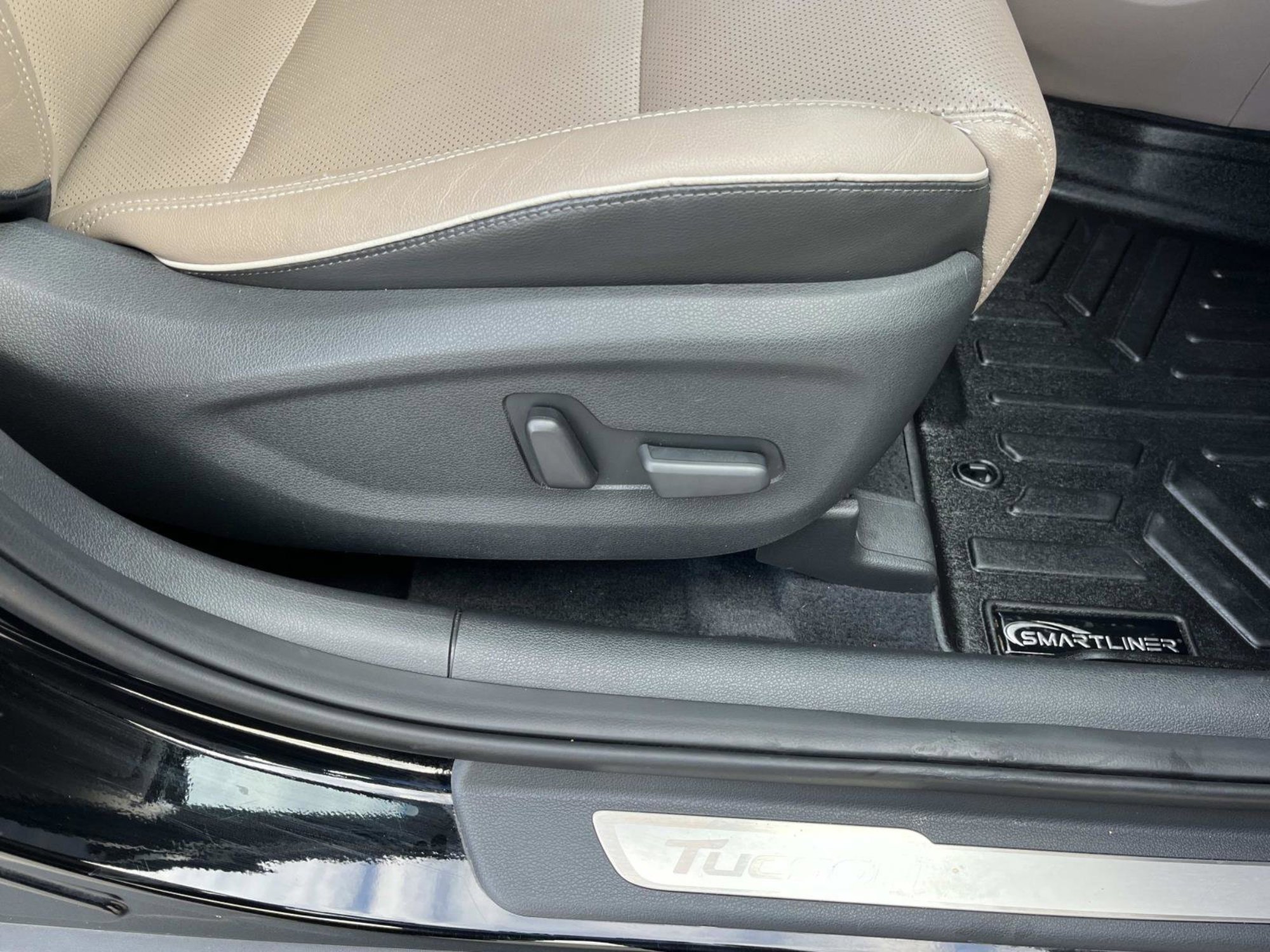 Used 2020 Hyundai Tucson Ultimate w/ Cargo Package image 27