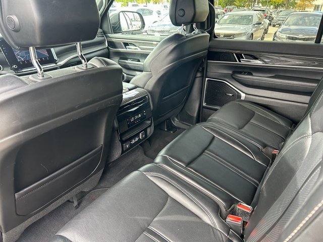 Used 2022 Jeep Wagoneer Series II image 29