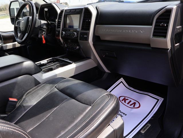 Used 2020 Ford F250 Lariat w/ Lariat Value Package image 13