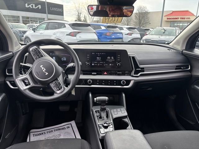 Used 2023 Kia Sportage LX image 15