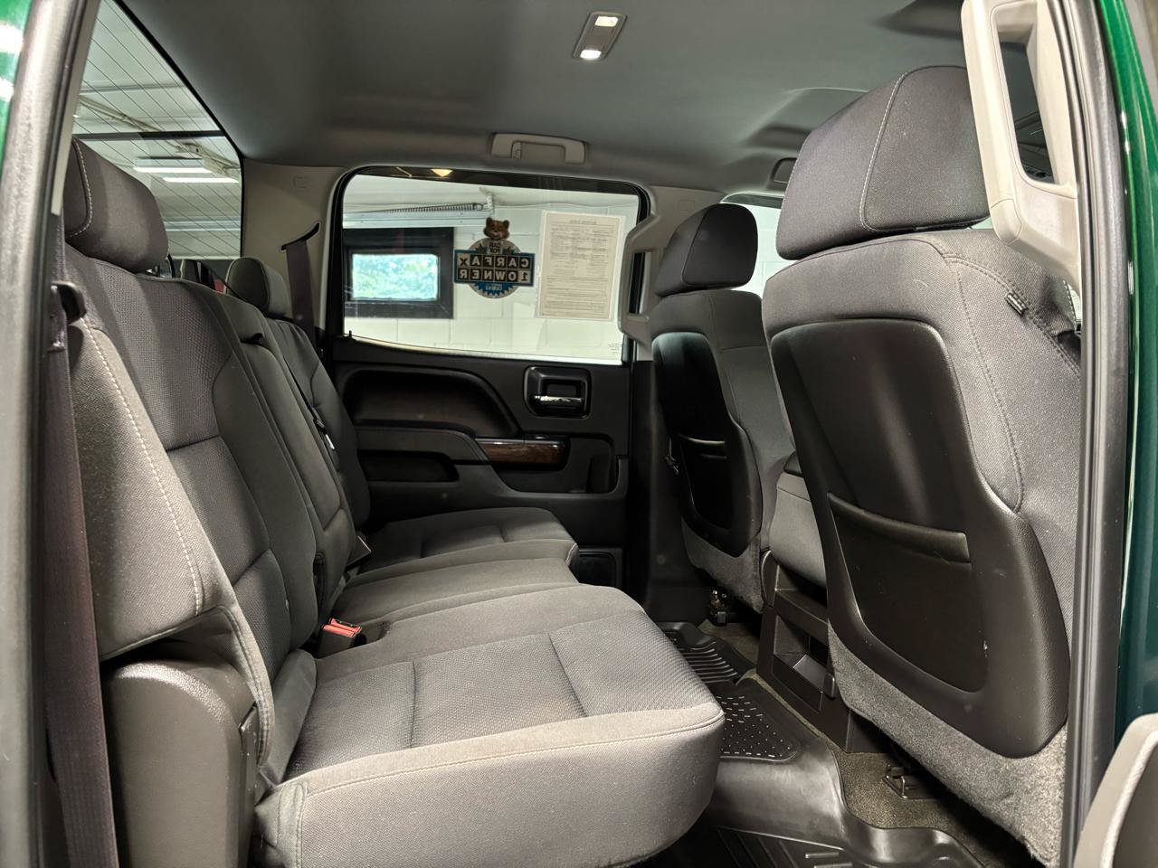 Used 2015 GMC Sierra 2500 SLE w/ SLE Preferred Package AWD/4WD image 19
