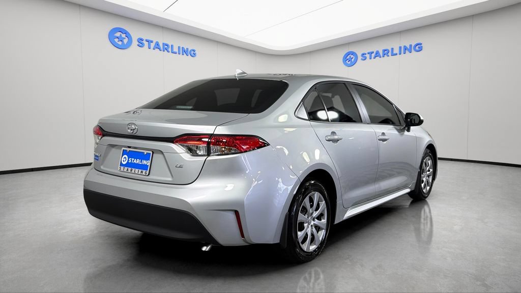 Used 2026 Toyota Corolla LE FWD image 8