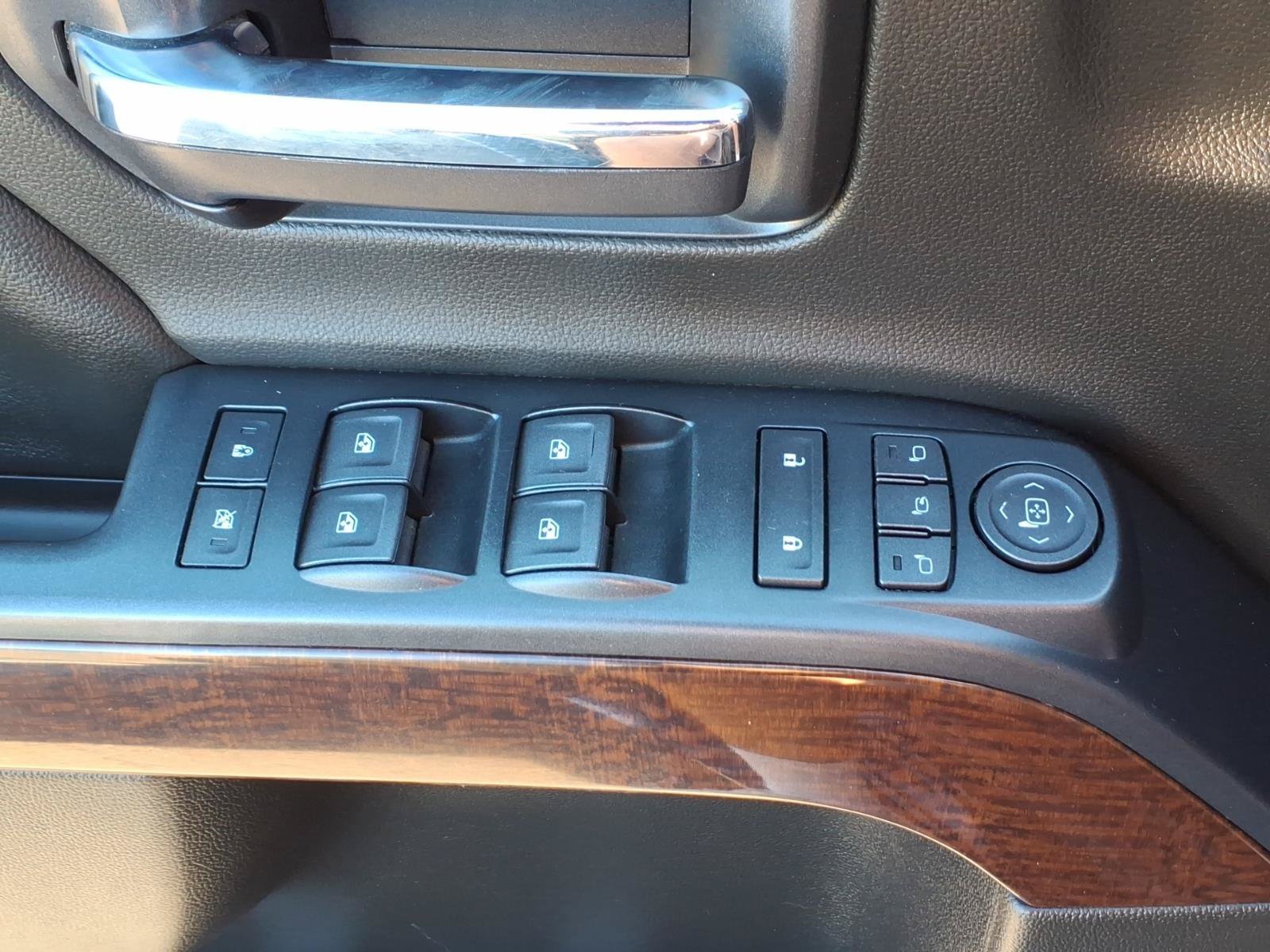 Used 2019 GMC Sierra 2500 SLT w/ Duramax Plus Package AWD/4WD image 22