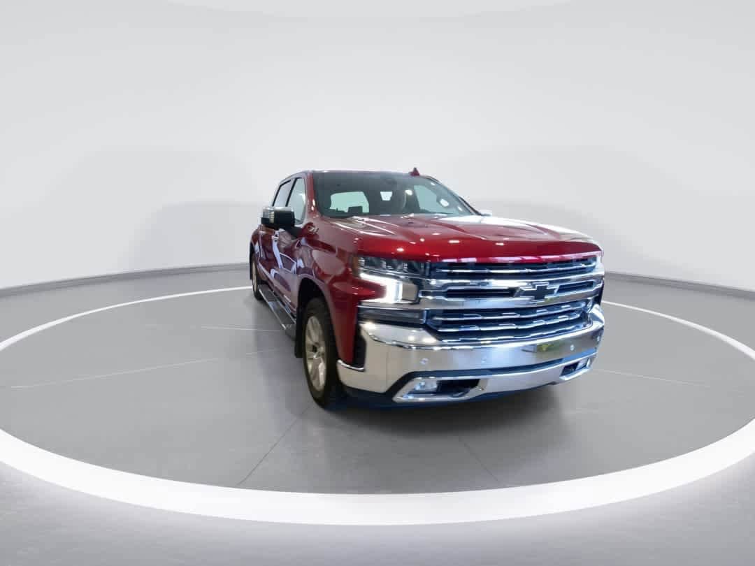 Used 2021 Chevrolet Silverado 1500 LTZ w/ Safety Package II AWD/4WD image 3