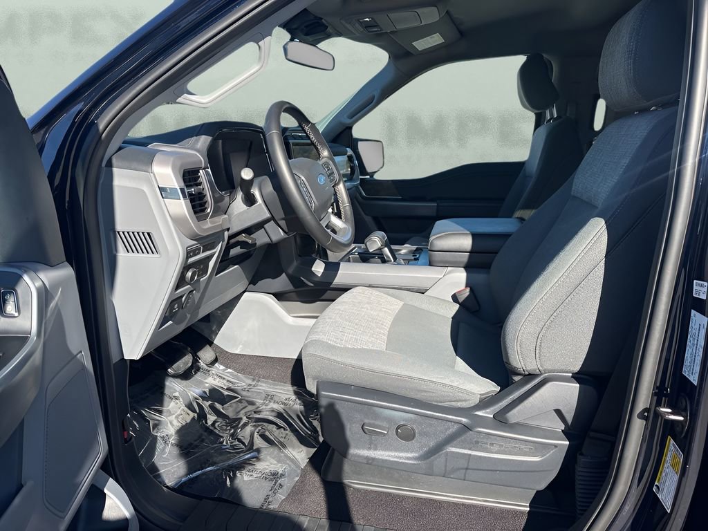 Used 2023 Ford F150 Lightning XLT image 9