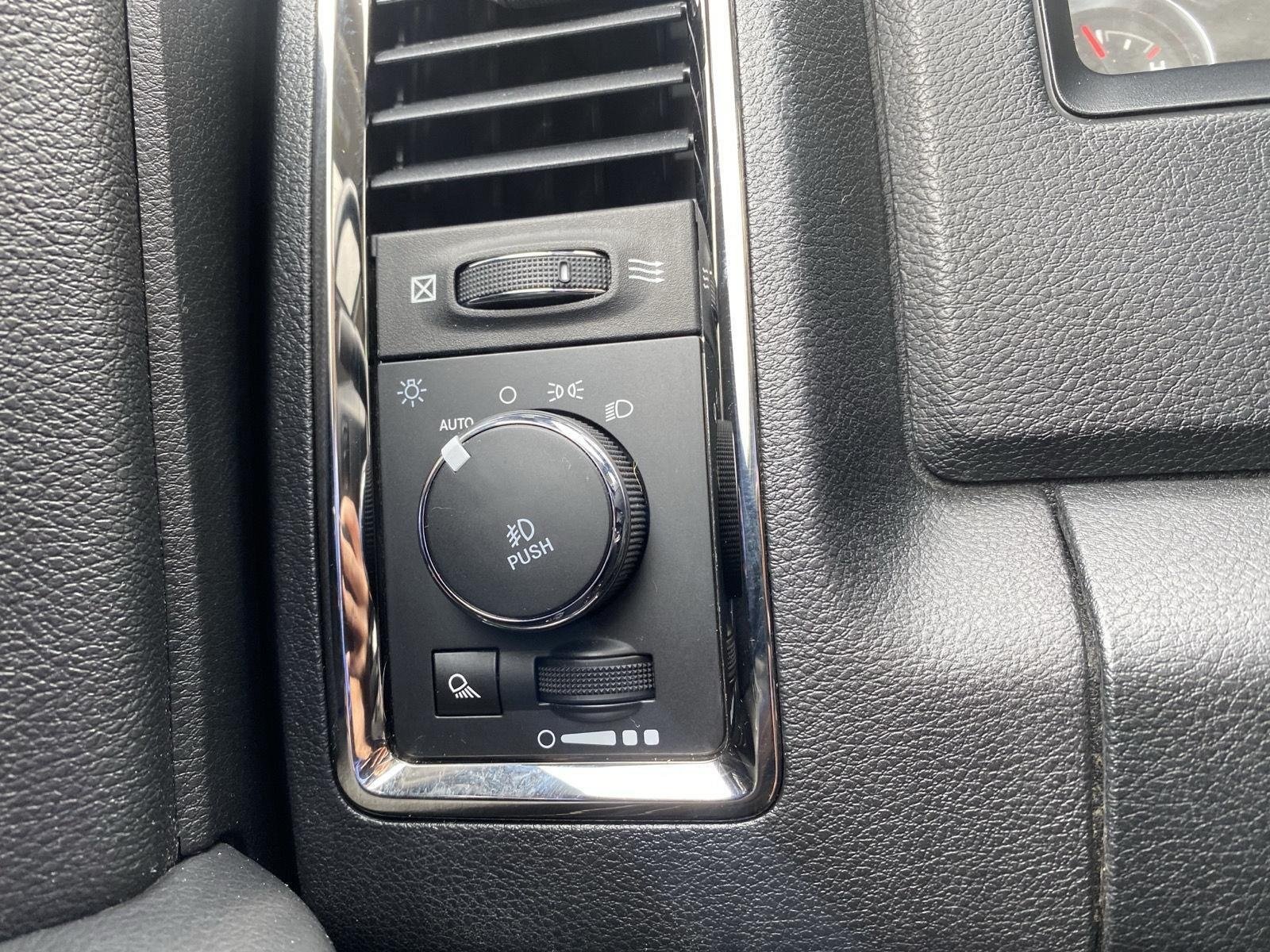Used 2018 RAM 1500 Sport AWD/4WD image 29
