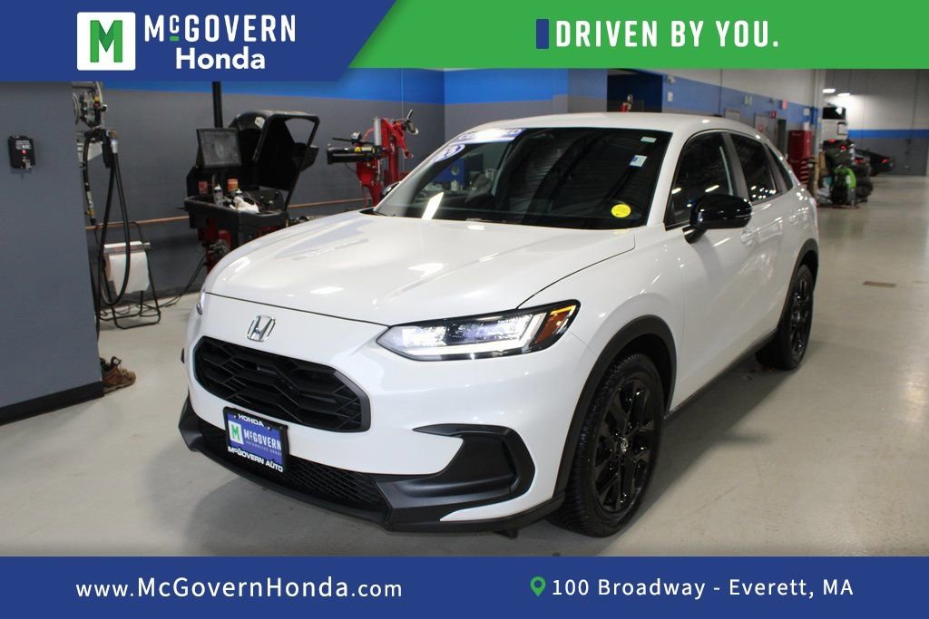 Used 2023 Honda HR-V Sport image 1