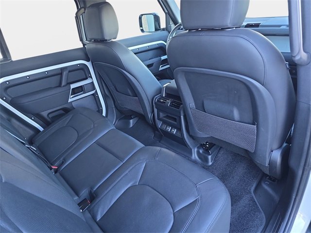 Used 2023 Land Rover Defender 110 S image 11