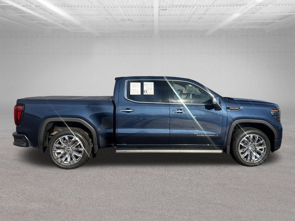 Used 2023 GMC Sierra 1500 Denali w/ Denali Reserve Package AWD/4WD image 13