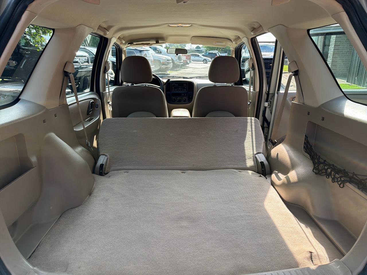 Used 2004 Ford Escape XLS FWD image 24