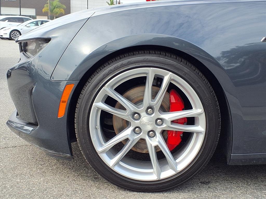 Used 2023 Chevrolet Camaro LT w/ Technology Package image 15