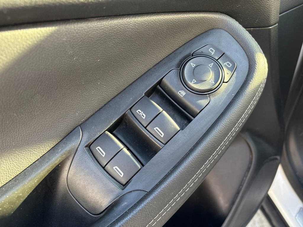 Used 2023 Buick Encore GX Select image 15