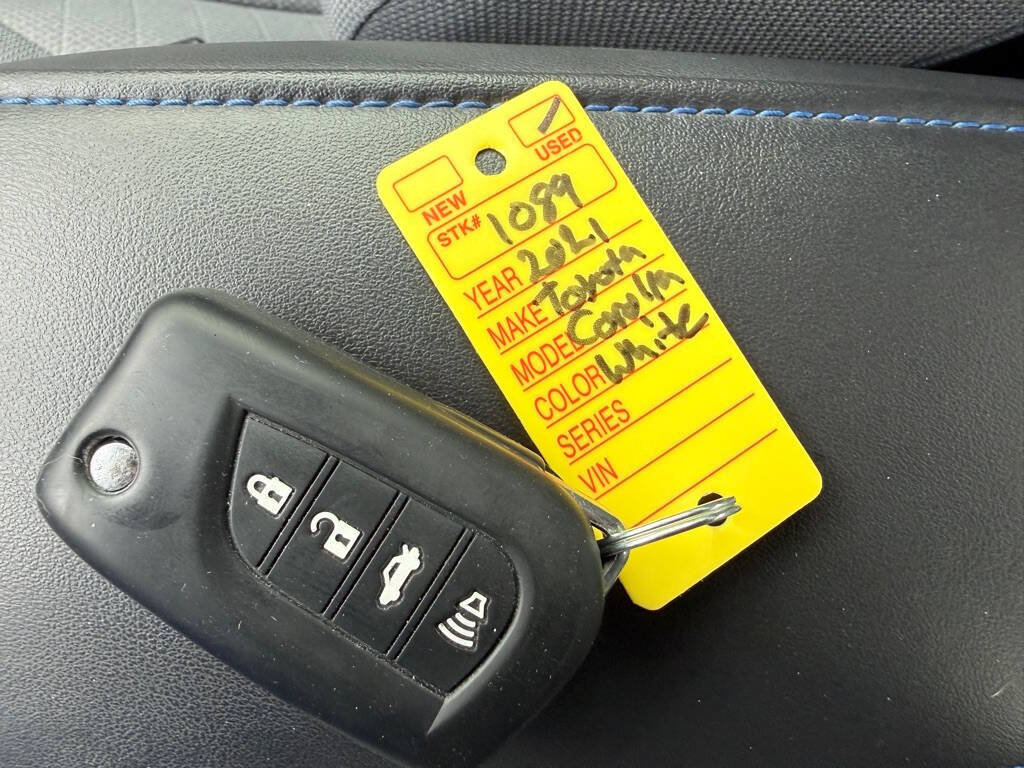 Used 2021 Toyota Corolla SE FWD image 28