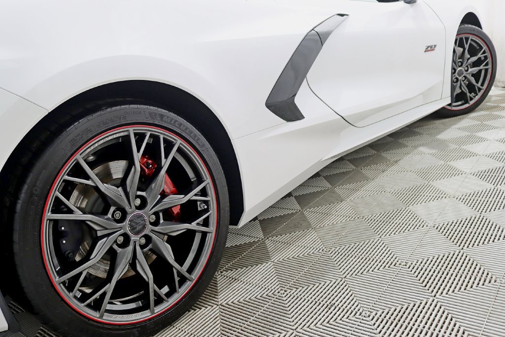 Used 2023 Chevrolet Corvette Stingray Premium Conv w/ Z51 Performance Package RWD image 12