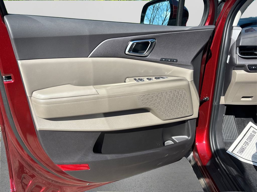 New 2026 Kia Carnival EX image 15