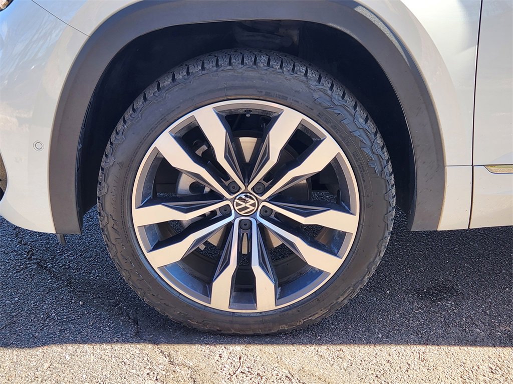 Used 2022 Volkswagen Atlas SEL Premium image 34