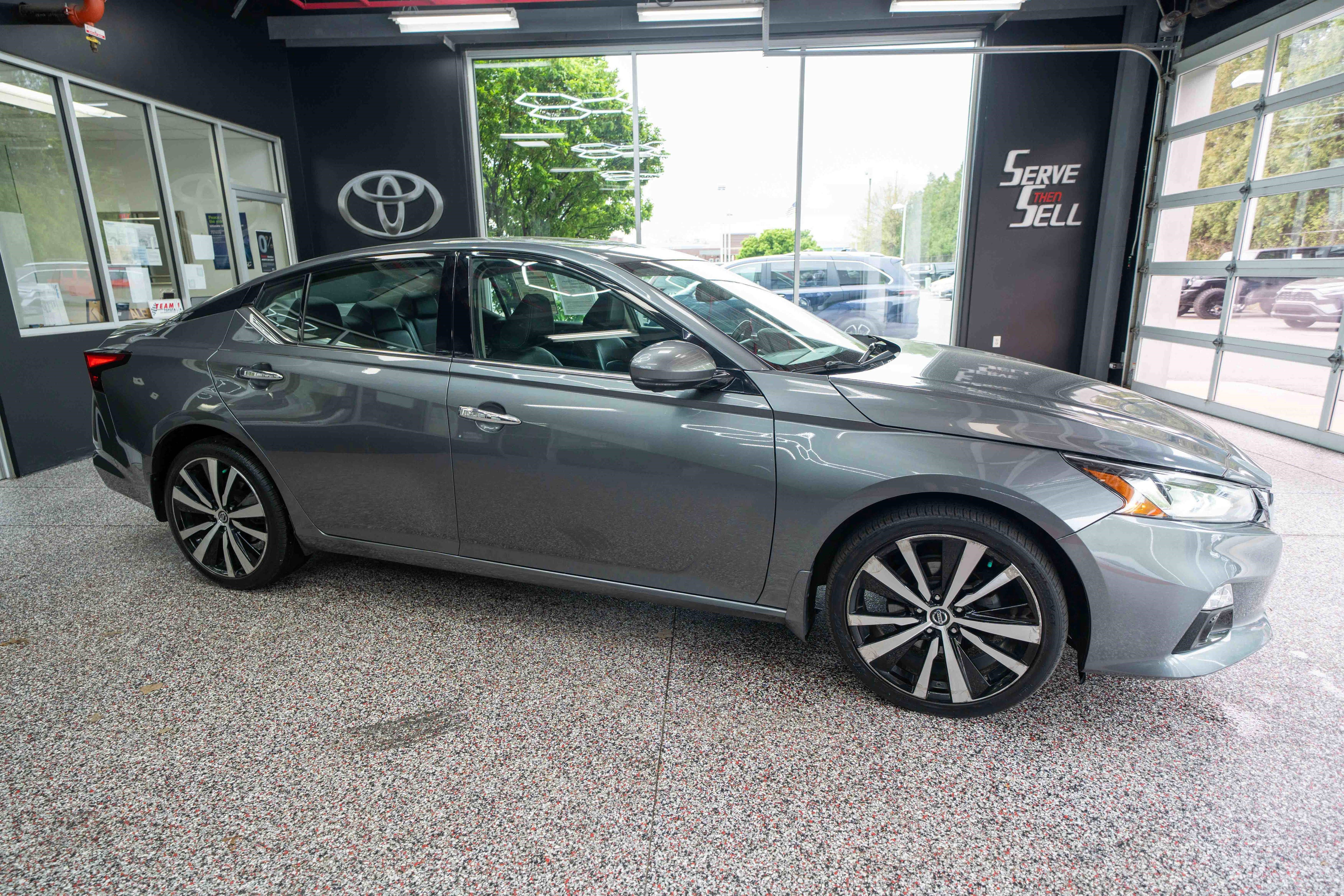 Used 2020 Nissan Altima 2.5 Platinum AWD/4WD image 5