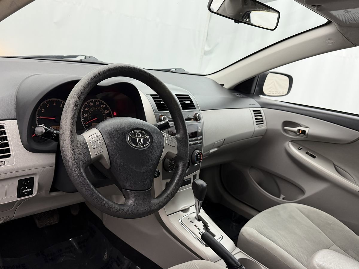 Used 2011 Toyota Corolla LE FWD image 8