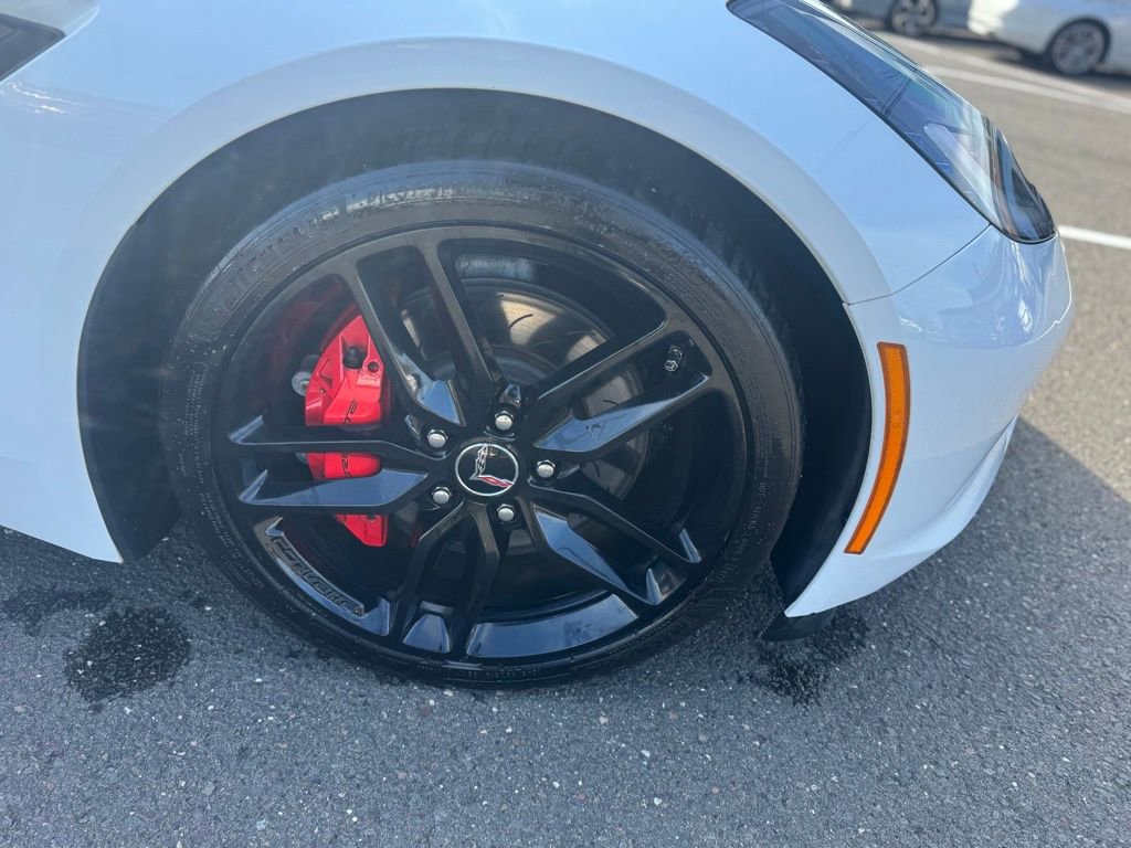 Used 2015 Chevrolet Corvette Stingray Coupe w/ 2LT Preferred Equipment Group RWD image 21