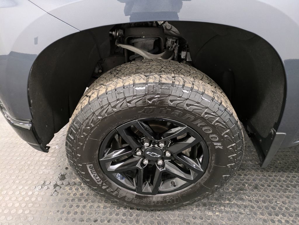 Used 2020 Chevrolet Silverado 1500 Custom Trail Boss w/ Custom Convenience Package image 7