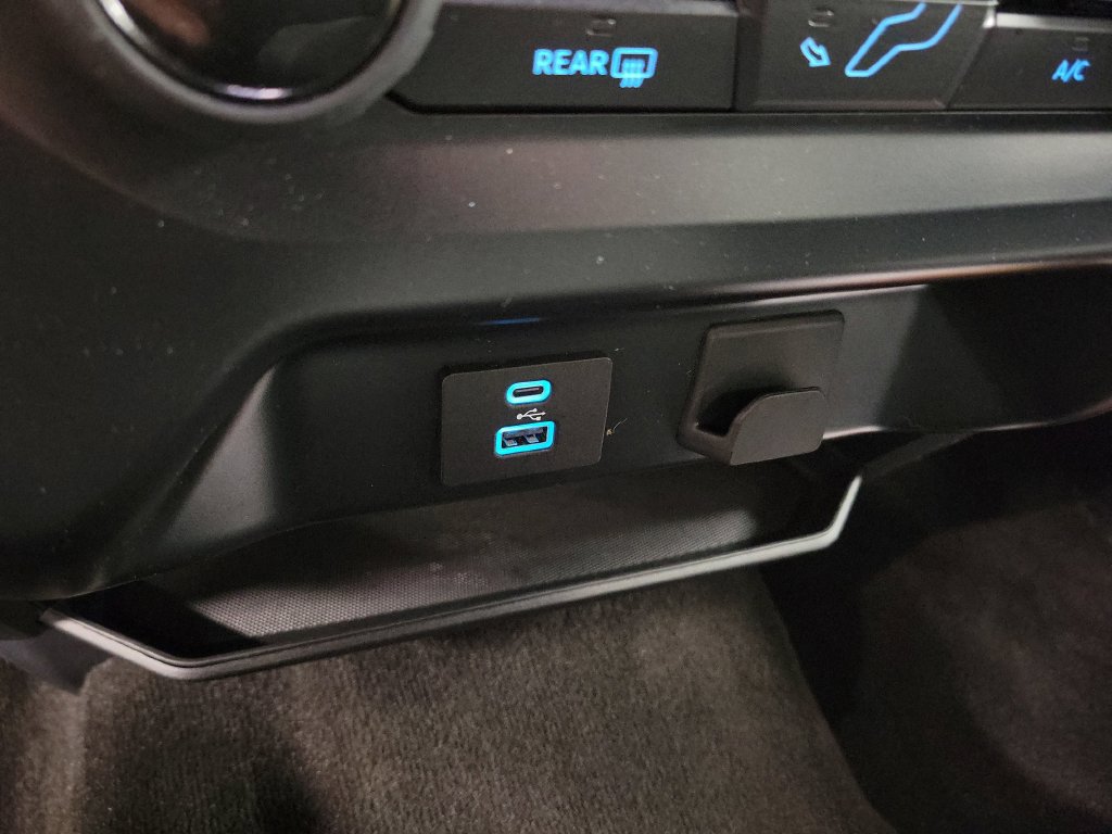 Used 2022 Ford F150 XLT w/ XTR Package AWD/4WD image 21