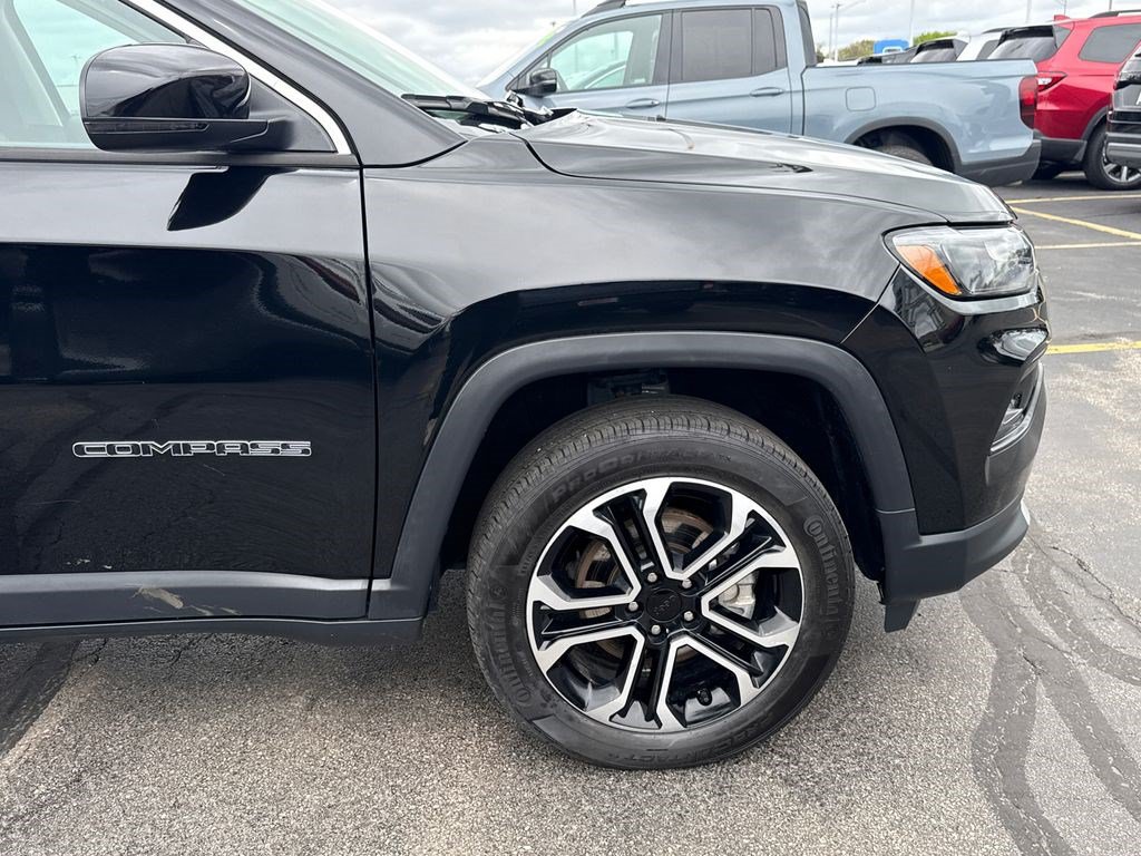 Used 2022 Jeep Compass Limited AWD/4WD image 15