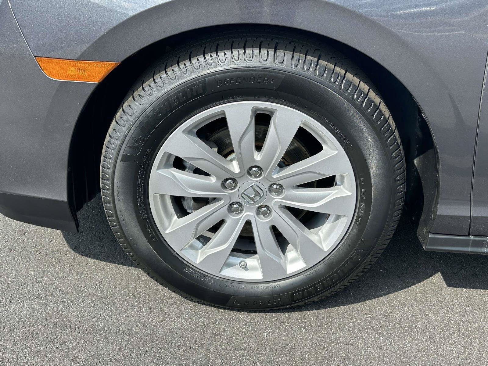 Used 2020 Honda Odyssey LX image 25
