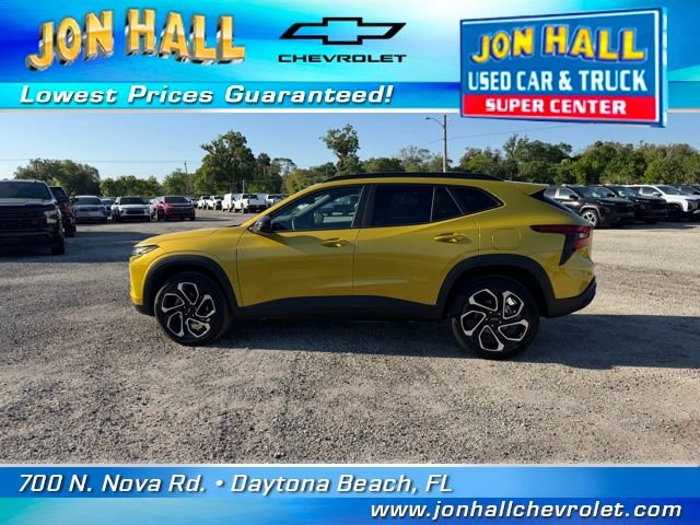 Used 2025 Chevrolet Trax RS w/ Driver Confidence Package image 4