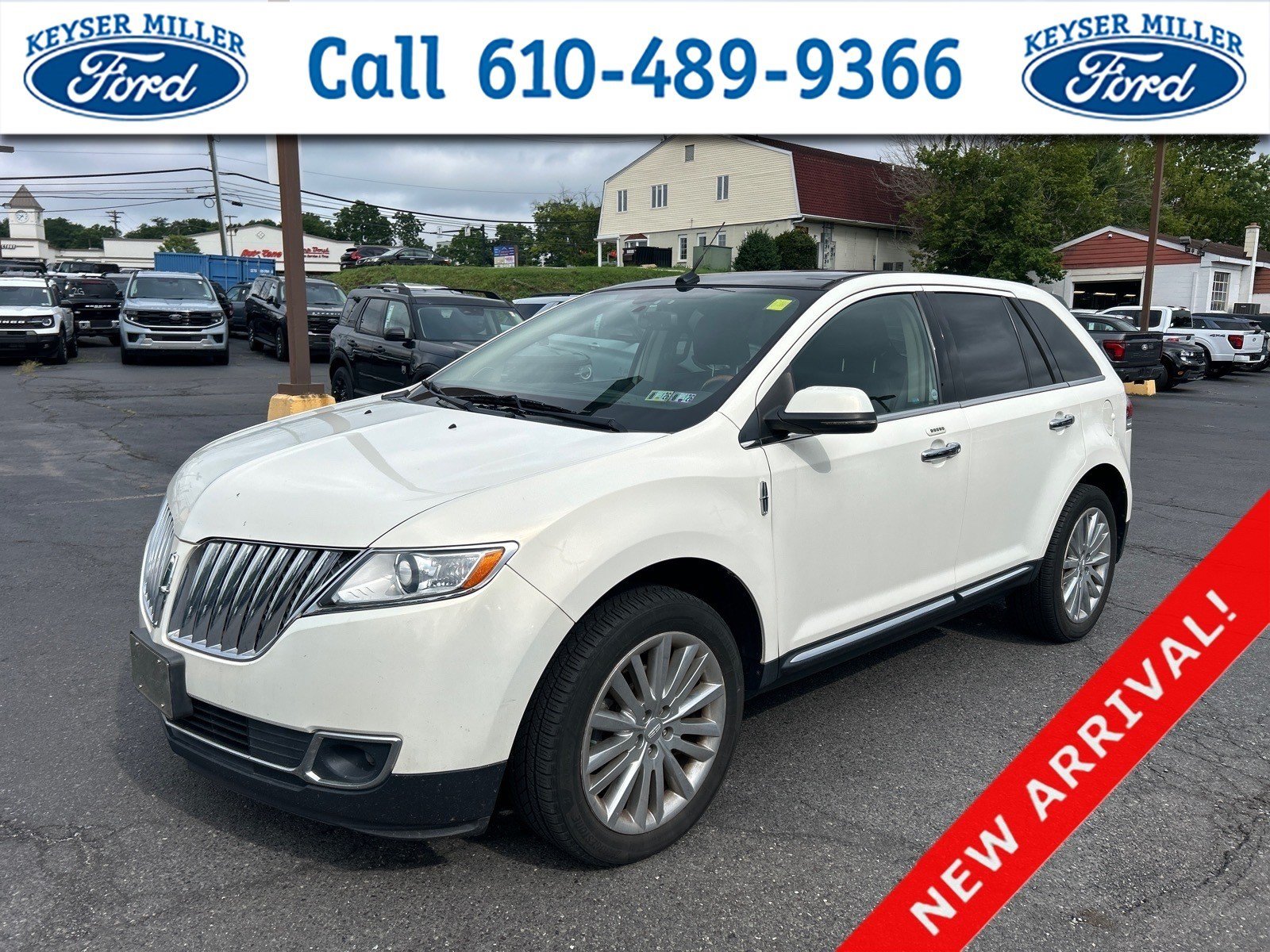 Used 2013 Lincoln MKX AWD image 1