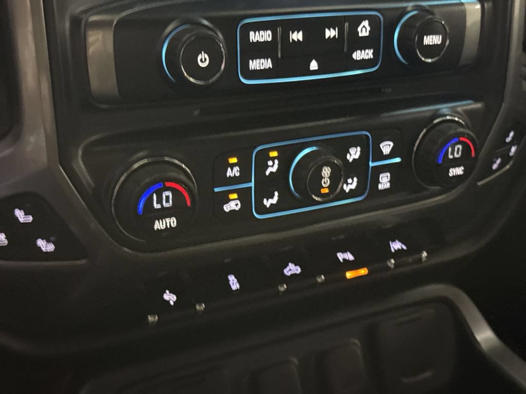 Used 2016 Chevrolet Silverado 1500 LTZ w/ LTZ Plus Package AWD/4WD image 17