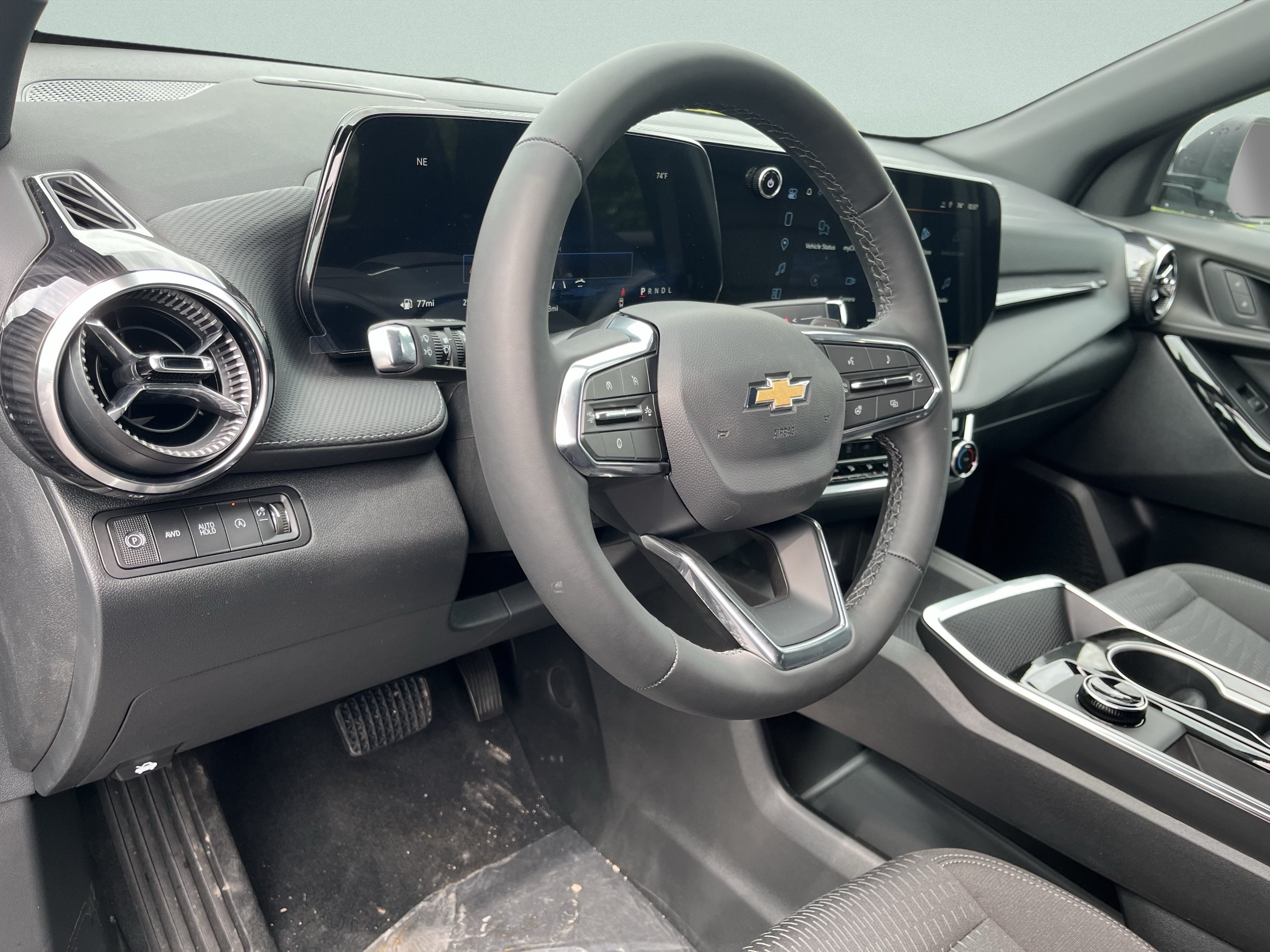 New 2027 Chevrolet Equinox LT AWD/4WD image 16