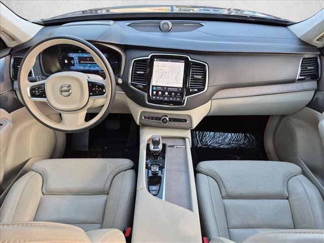 Used 2023 Volvo XC90 T8 Ultimate w/ Lounge Package AWD/4WD image 18