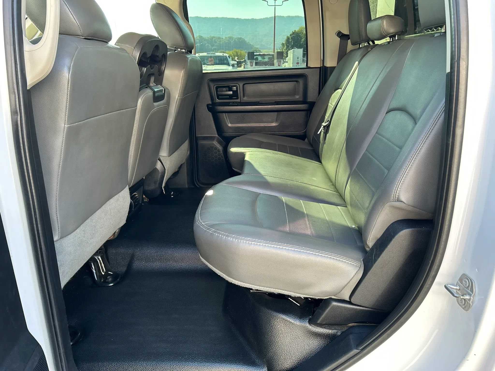 Used 2017 RAM 4500 Tradesman AWD/4WD image 24